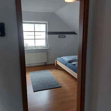 Fruehlingstrasse Mehlbach