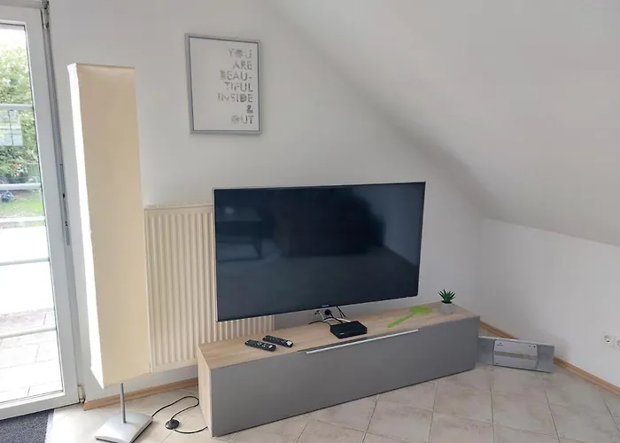 Fruehlingstrasse شقة