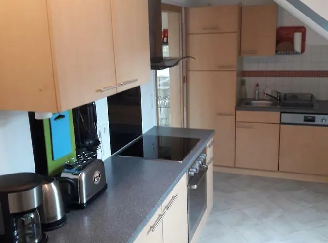 Fruehlingstrasse شقة